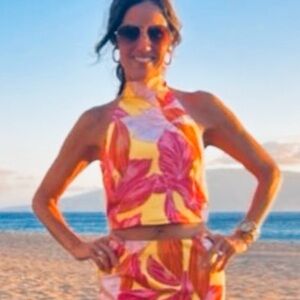 SIGRID OLSEN, Pink Yellow Tropical Floral Satin Halter Island Top, Size XS, EUC